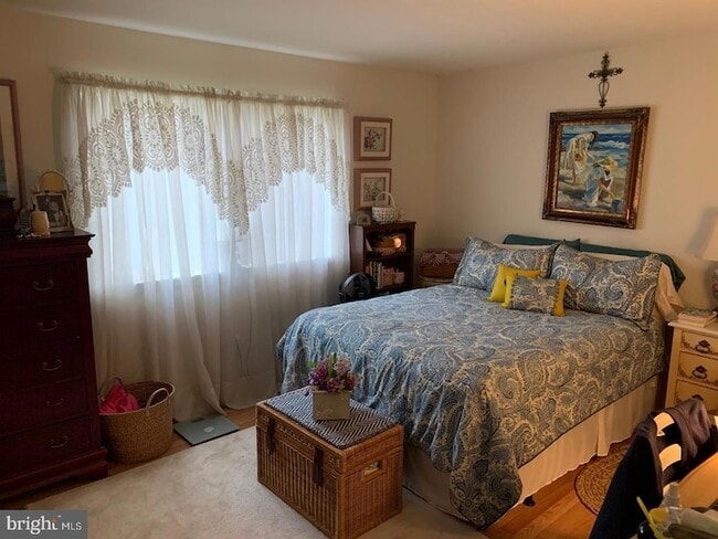 Photo - 1521 Colonial Dr Unit T2