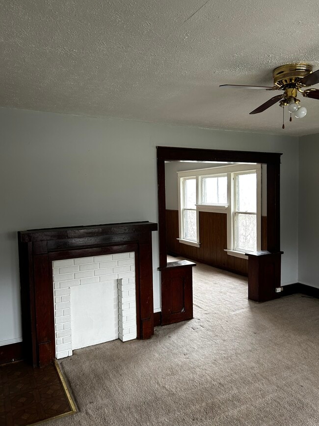 Photo - 314 East Ave Unit 314 East