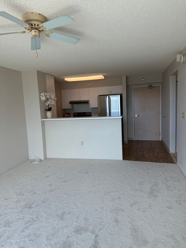 Building Photo - Country Club Village 6 - 2 Bedroom 1.5 Bat... Unit 1110