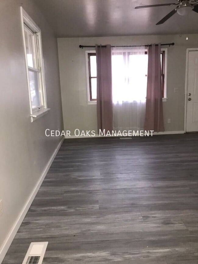 Photo - 321 S Neal St Unit 2