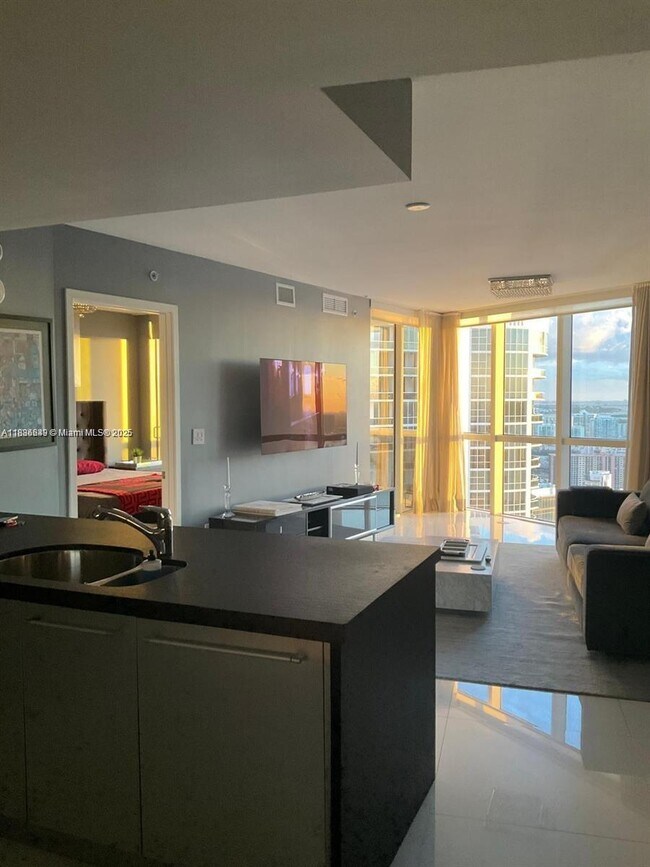 Photo - 18201 Collins Ave Unit 5303