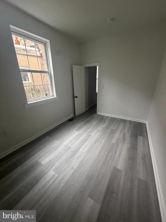 Photo - 112 E Huntingdon St