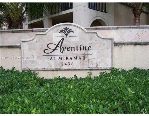 Building Photo - 2541 Centergate Dr Unit 101 Rental