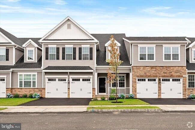 Building Photo - 4403 Thompson Dr Rental