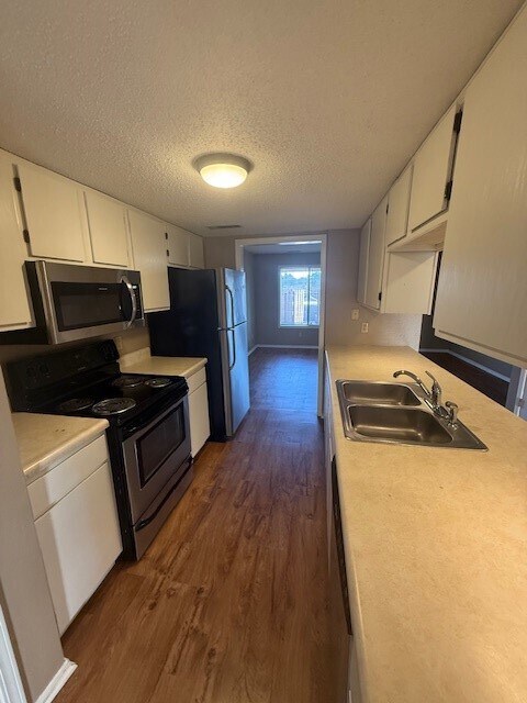 Photo - 782 N Storer Ave