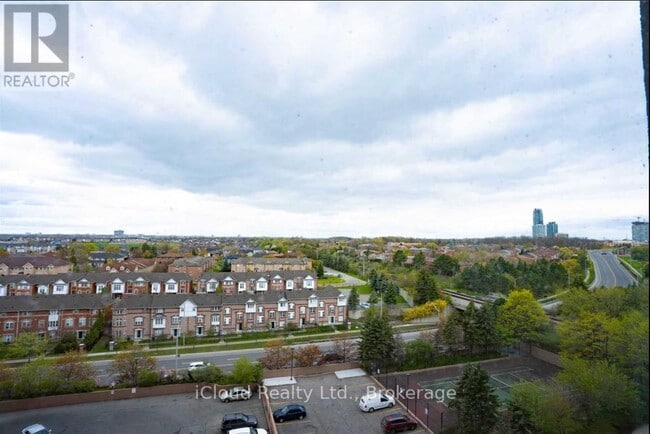 Photo - 135 Hillcrest Ave Unité 906