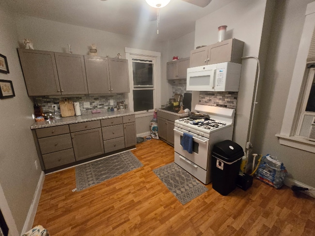 Photo - 329 Byrd St Unidad 2