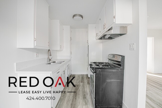 Photo - 1088 W 39th St Unidad 4