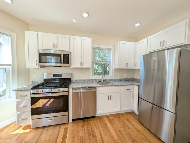 Photo - 22 Holyoke Rd Unit 2
