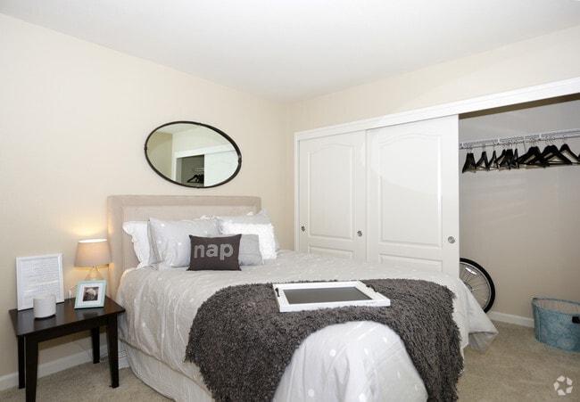 2BD, 2BA - Marseille