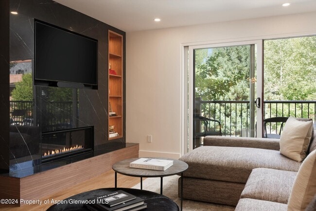 Photo - 205 E Durant Ave Unit 1-I