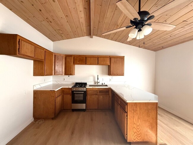 7001 Greeley St Unit 4