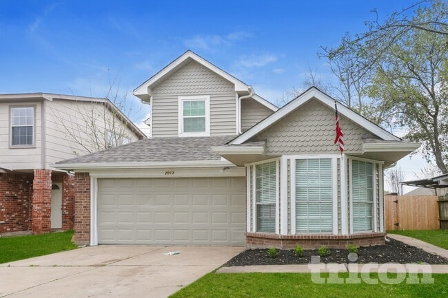 Photo - 2013 Greenwood Dr