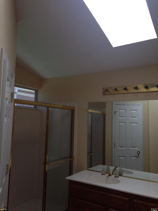 Photo - 1103 Meadowlark Dr