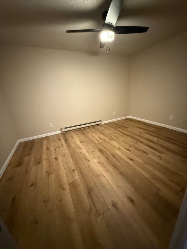 Photo - 3101-3105 S. Madison St. Unidad #2