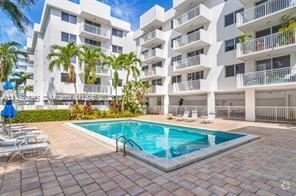 Building Photo - 1 br, 2 bath Condo - West Bay Gardens Unit Apt 218