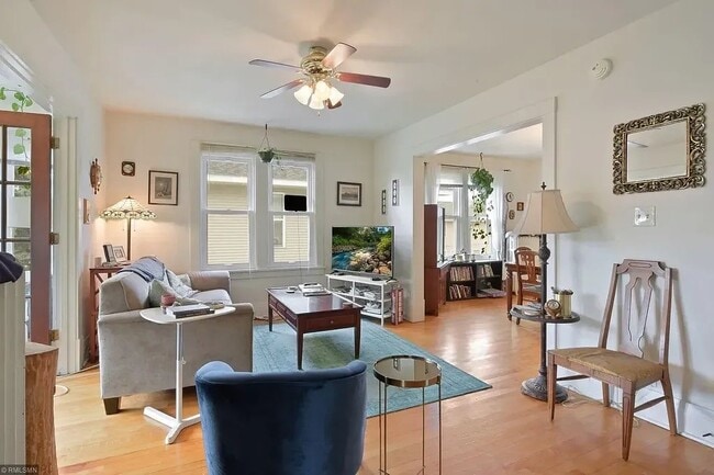 Photo - 2748 Aldrich Ave S