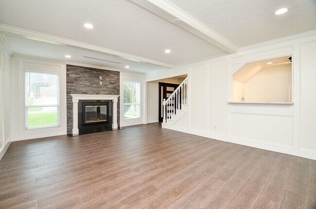 Photo - 15614 Dawnbrook Dr