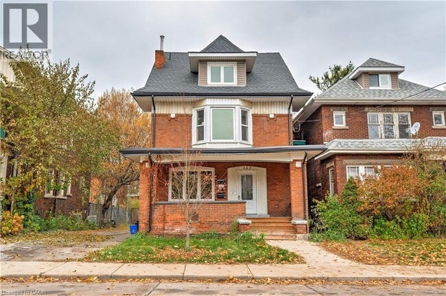 Photo - 152 Sanford Ave S
