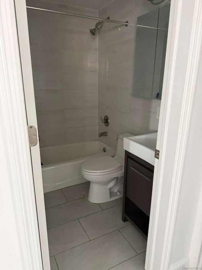 Photo - 34-44-44 59th St Unit 3F