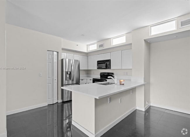 Building Photo - 2200 E Preserve Way Rental