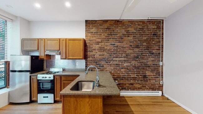 Photo - 476 Shawmut Ave Unidad 1