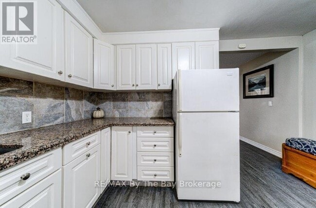 Photo - 1239 Mosley St