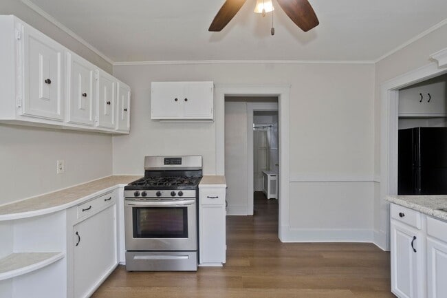 111-115 Groveland St