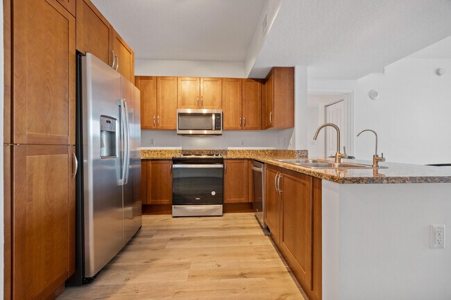 Photo - 350 N Federal Hwy Unidad 506