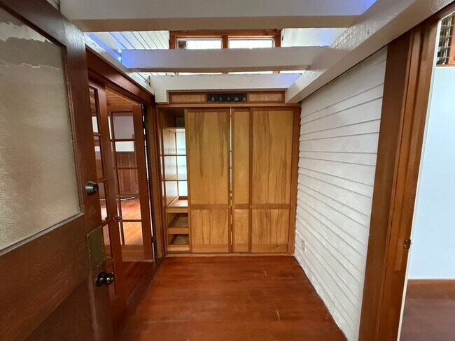 Photo - Hidden Garden Retreat – A One-Bedroom Oasis in the Heart of Venice