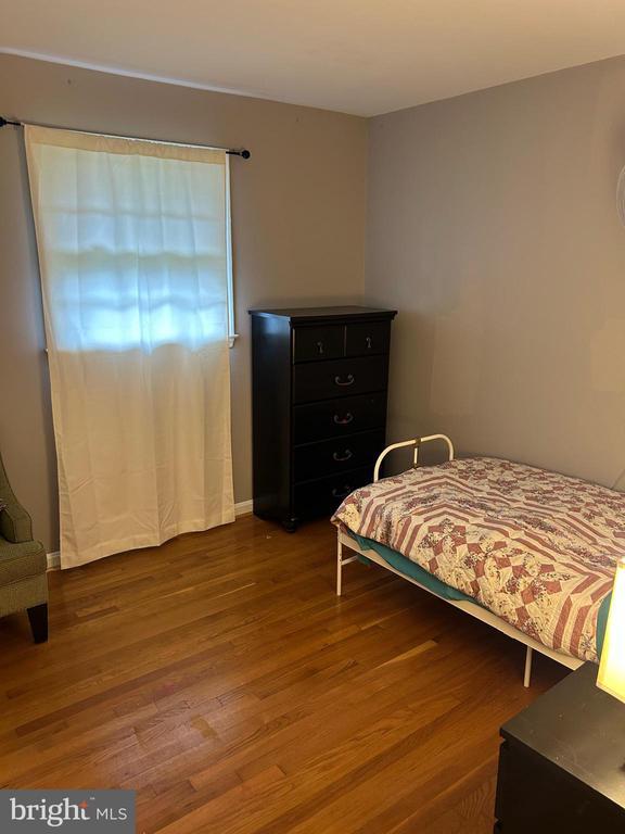 Photo - 10710 Tyrone Dr