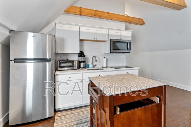 Photo - 6116 Guilford Ave