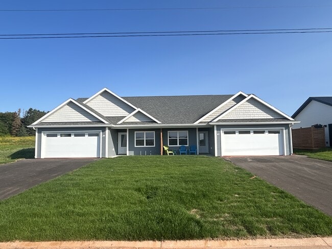 Building Photo - 39 Violet Cir