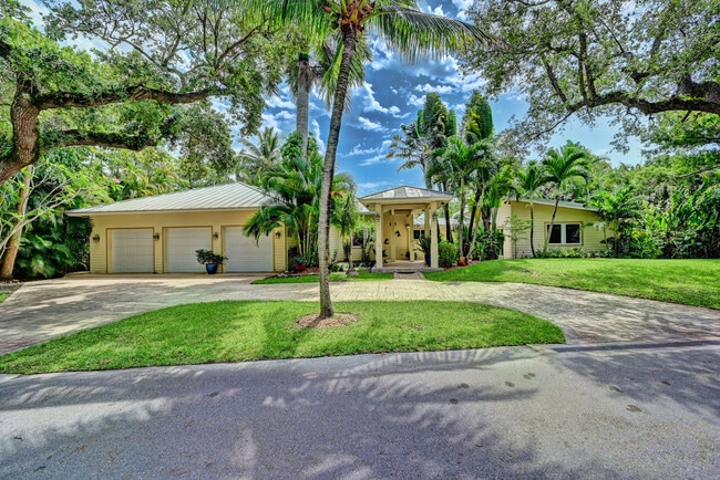 Photo - 2150 Tanbark Ln House