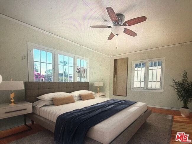 Photo - 1360 Masselin Ave