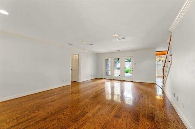 Photo - 14206 Blazey Dr