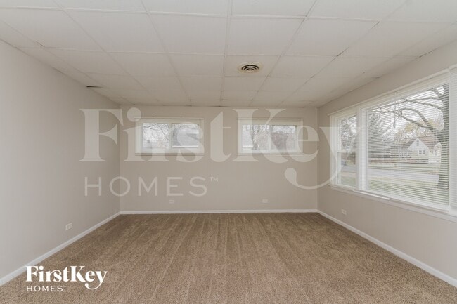 Photo - 639 N Martha St