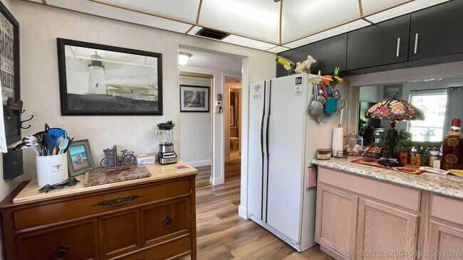 Photo - 4 Abbey Ln Unit 103