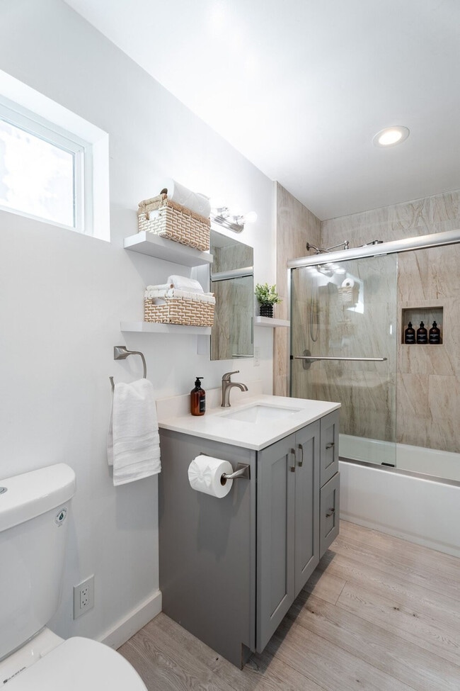 Photo - 2292 Addison Ave Unit SI ID1511667P