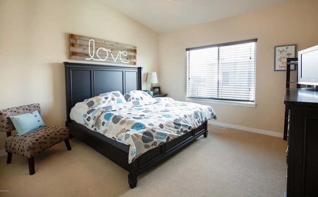 Photo - 3 Bed/2 Bathroom house in South Jordan