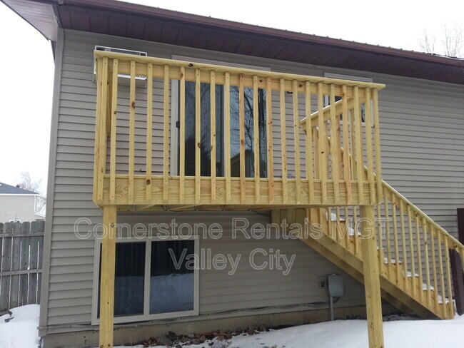 Photo - 804 11th St NW