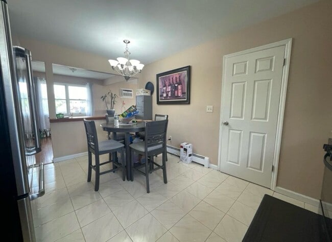 14 Lincoln Pl Unit Fl 2