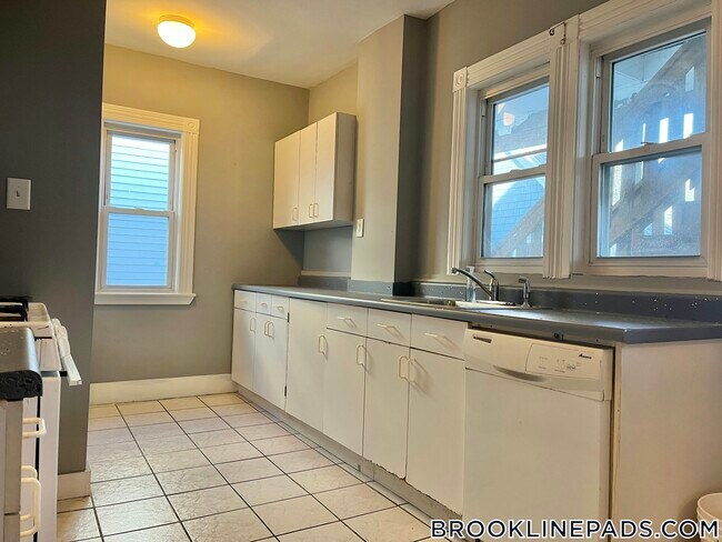 Photo - 3 Washburn Terrace Unit 3