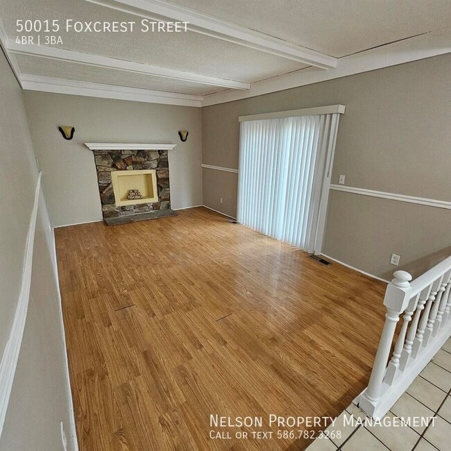 Photo - 50015 Foxcrest St