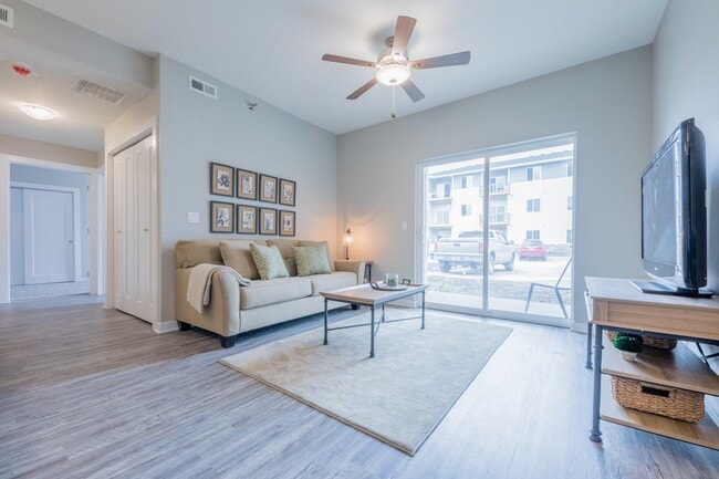 White Oak Apartments