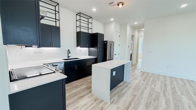 Photo - 4722 Old Spanish Trl Unit B301