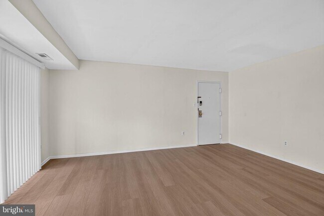 Photo - 5408 85th Ave Unit 204