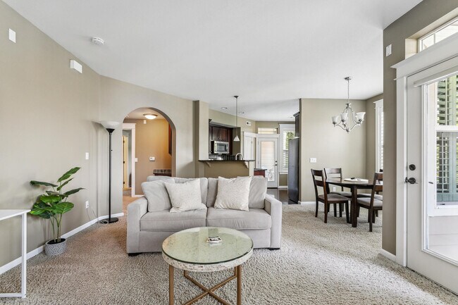 Photo - 3305 Summerlinn Dr