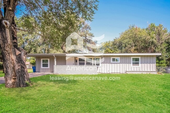 Building Photo - 5429 N Elgin Ave