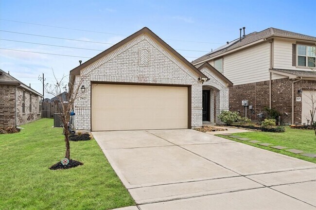 Photo - 25623 Bottlebrush Sedge St